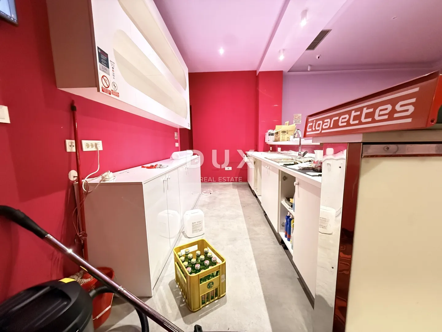 kvarner, kostrena – pp u prizemlju, (uvjeti za casino) frekventna lokacija, veliki parking - slika 5