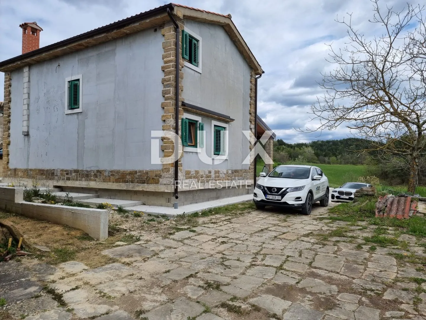 istra, pazin - samostojeća kuća s bazenom - slika 11