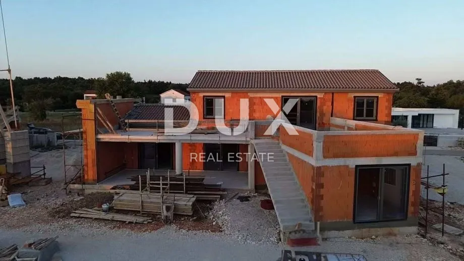 istra, svetvinčenat, vila, 254,11 m2, bazen, jacuzzi - slika 32