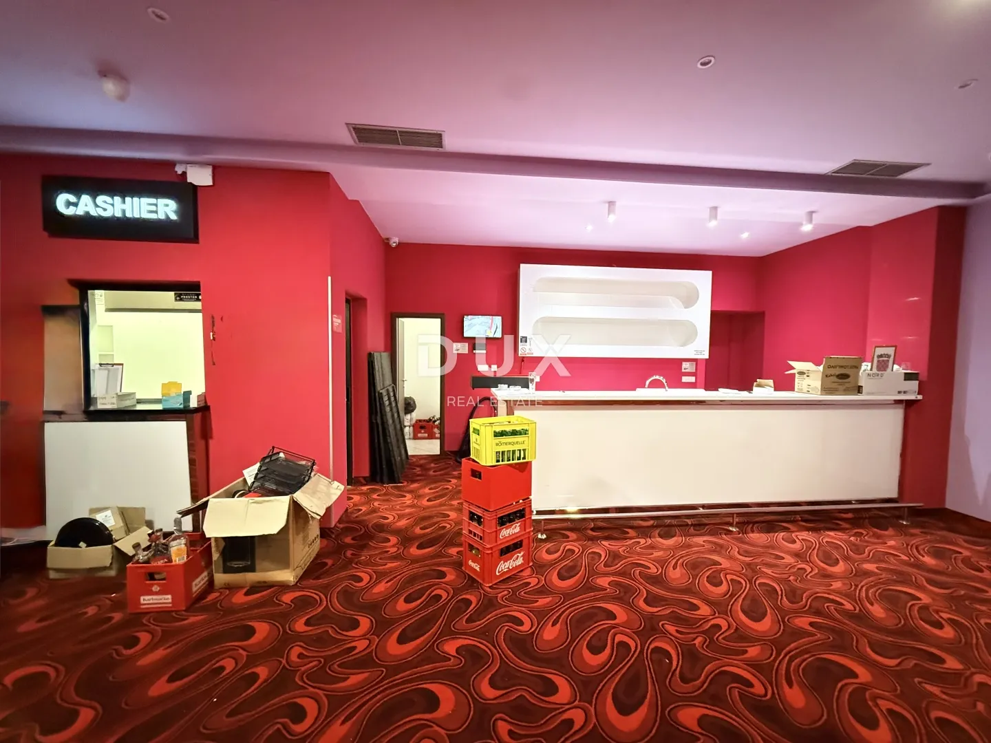 kvarner, kostrena – pp u prizemlju, (uvjeti za casino) frekventna lokacija, veliki parking - slika 9