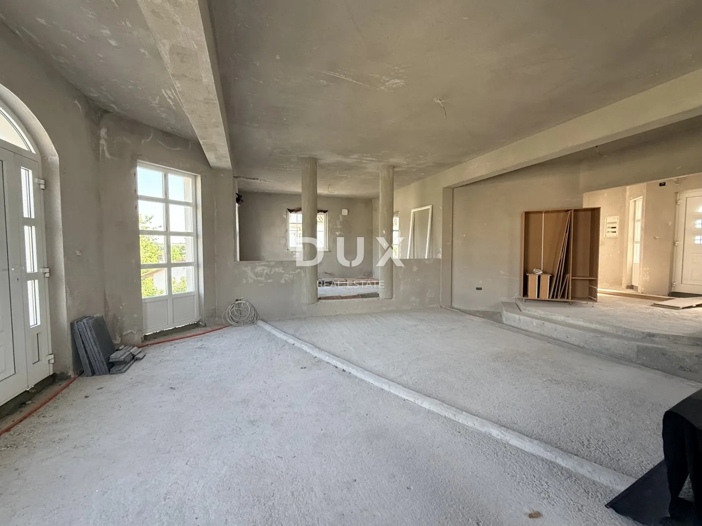 kastav, brnčići – luksuzna villa američkog stila na privatnoj parceli od 2000m2 - slika 13