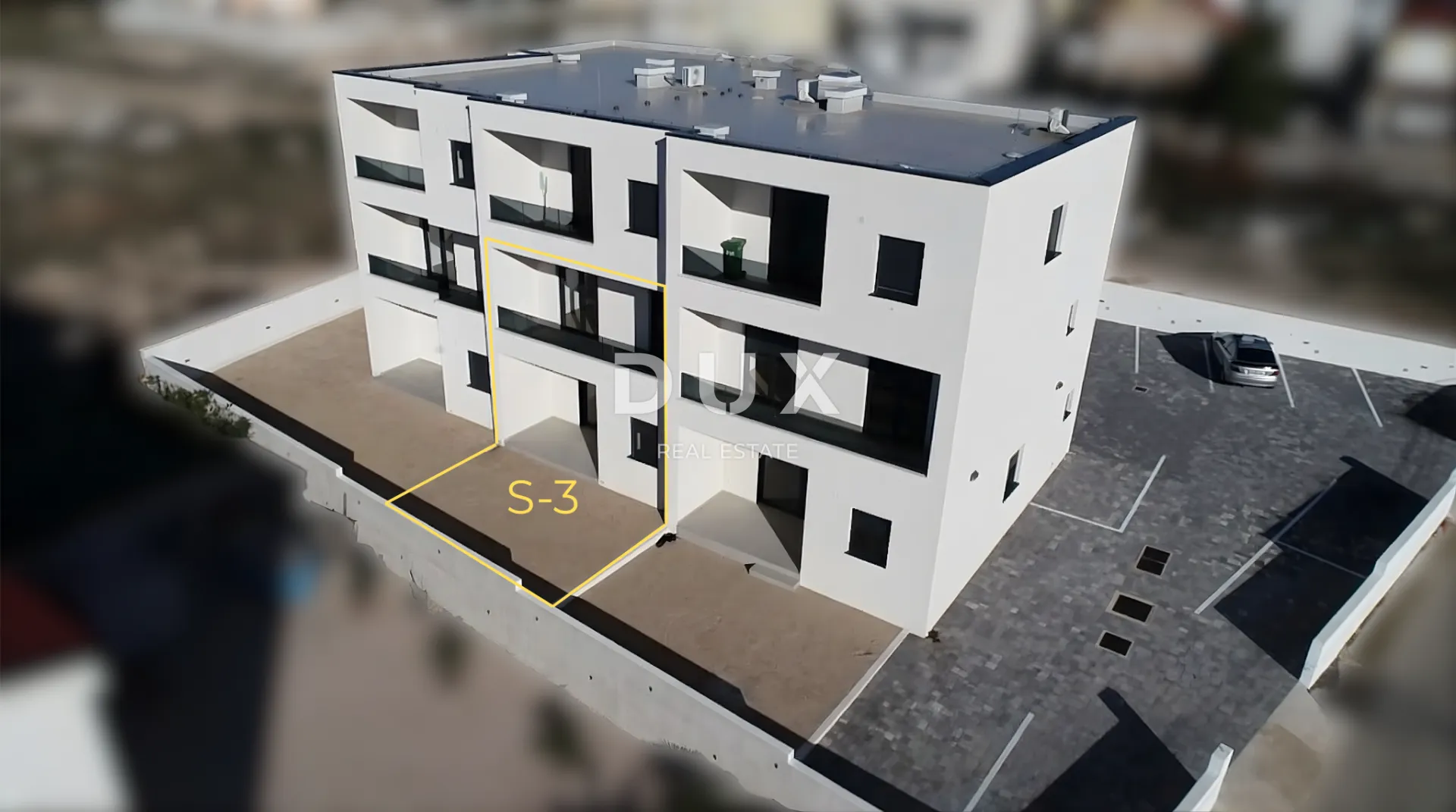 ŠIBENIK, VODICE - Dvoetažni stan u novogradnji na mirnoj lokaciji