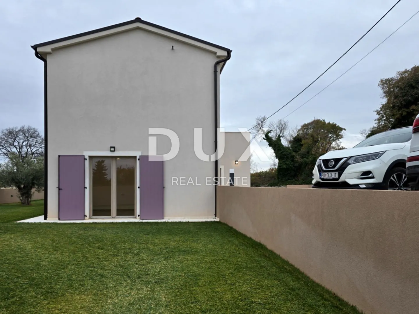 istra, marčana - kuća s bazenom - slika 11