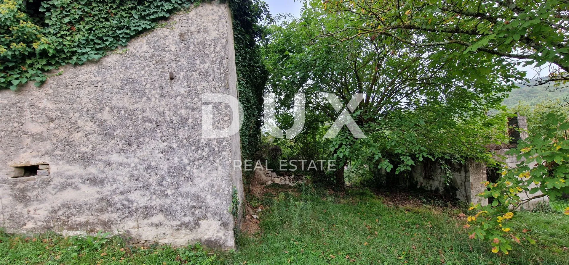 istra, gračišće - kompleks zemljišta s objektima i prekrasnim pogledom - slika 26