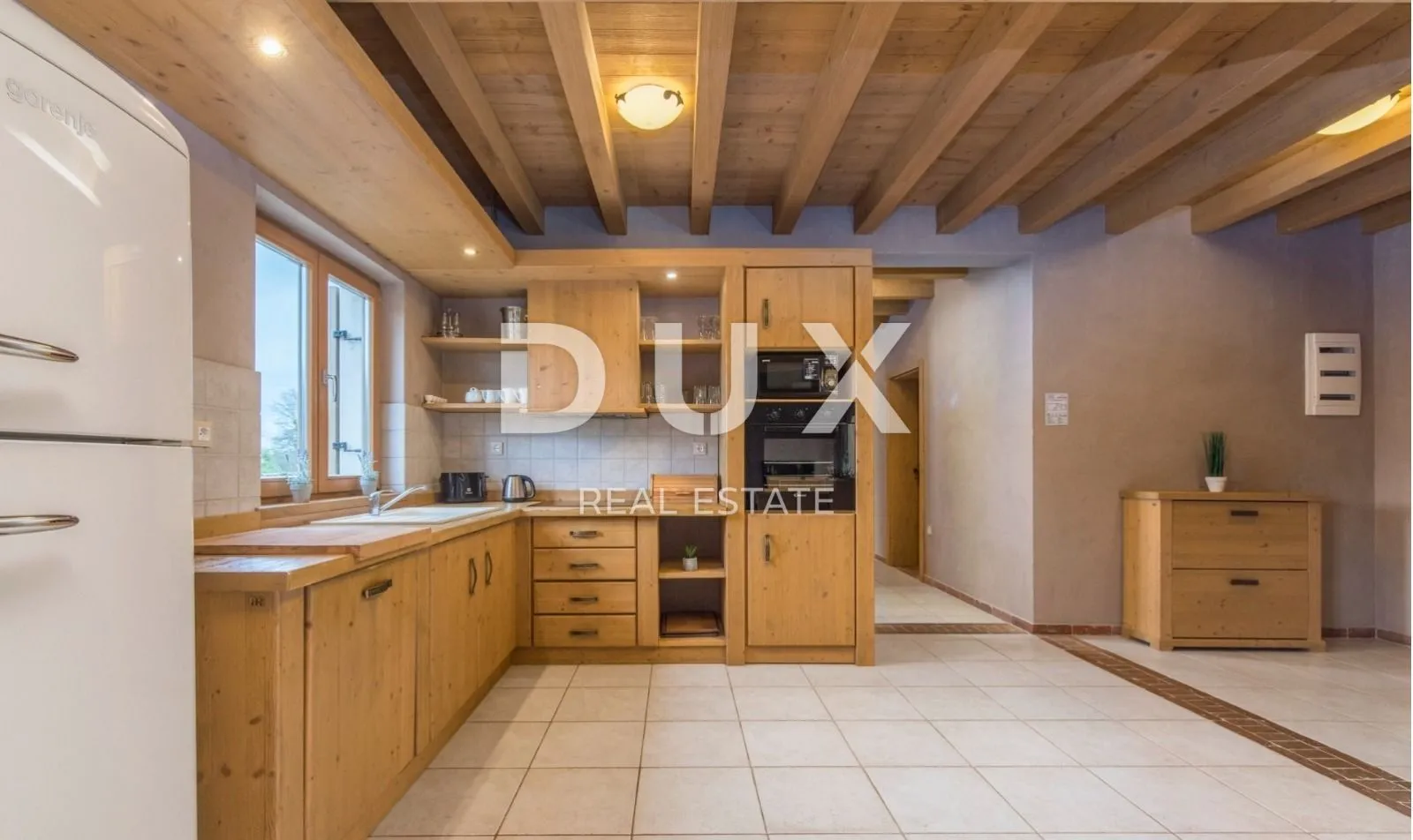 istra, juršići - prekrasan resort sa šest vila - slika 15
