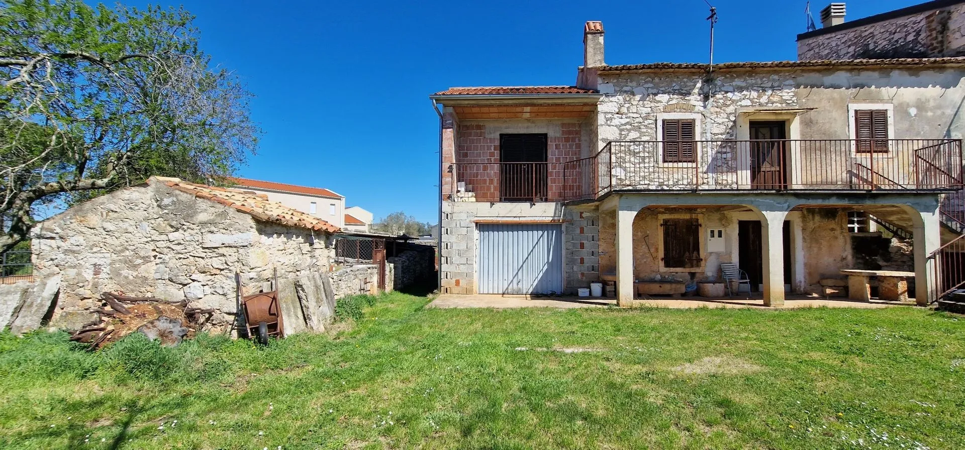 istra, brtonigla - tradicionalna istarska kuća - slika 2