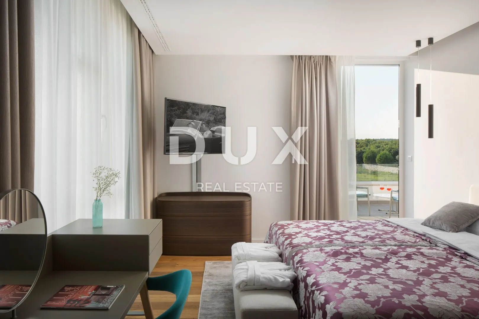 istra, bale - moderna dizajnerska villa! - slika 27