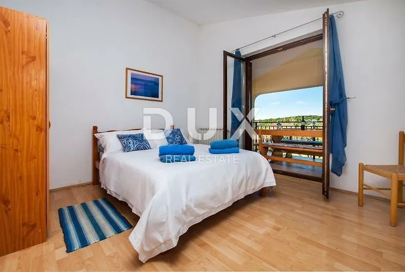 istra, poreč - apartmanska vila s bazenom - slika 23