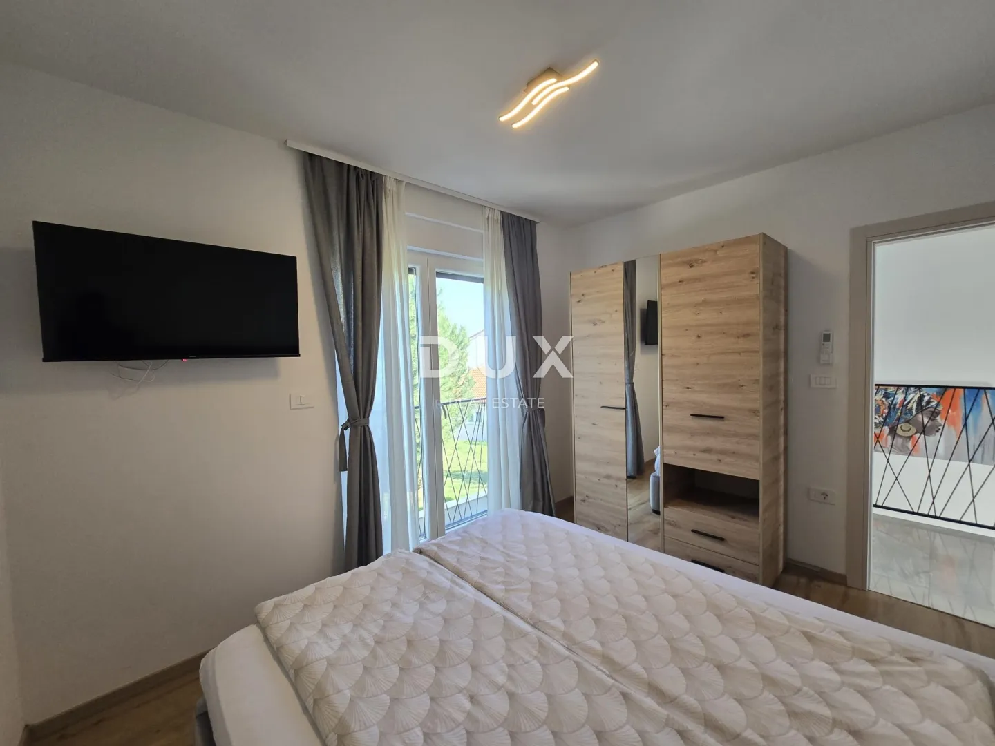 istra, pula - moderna villa nedaleko od centra! - slika 17