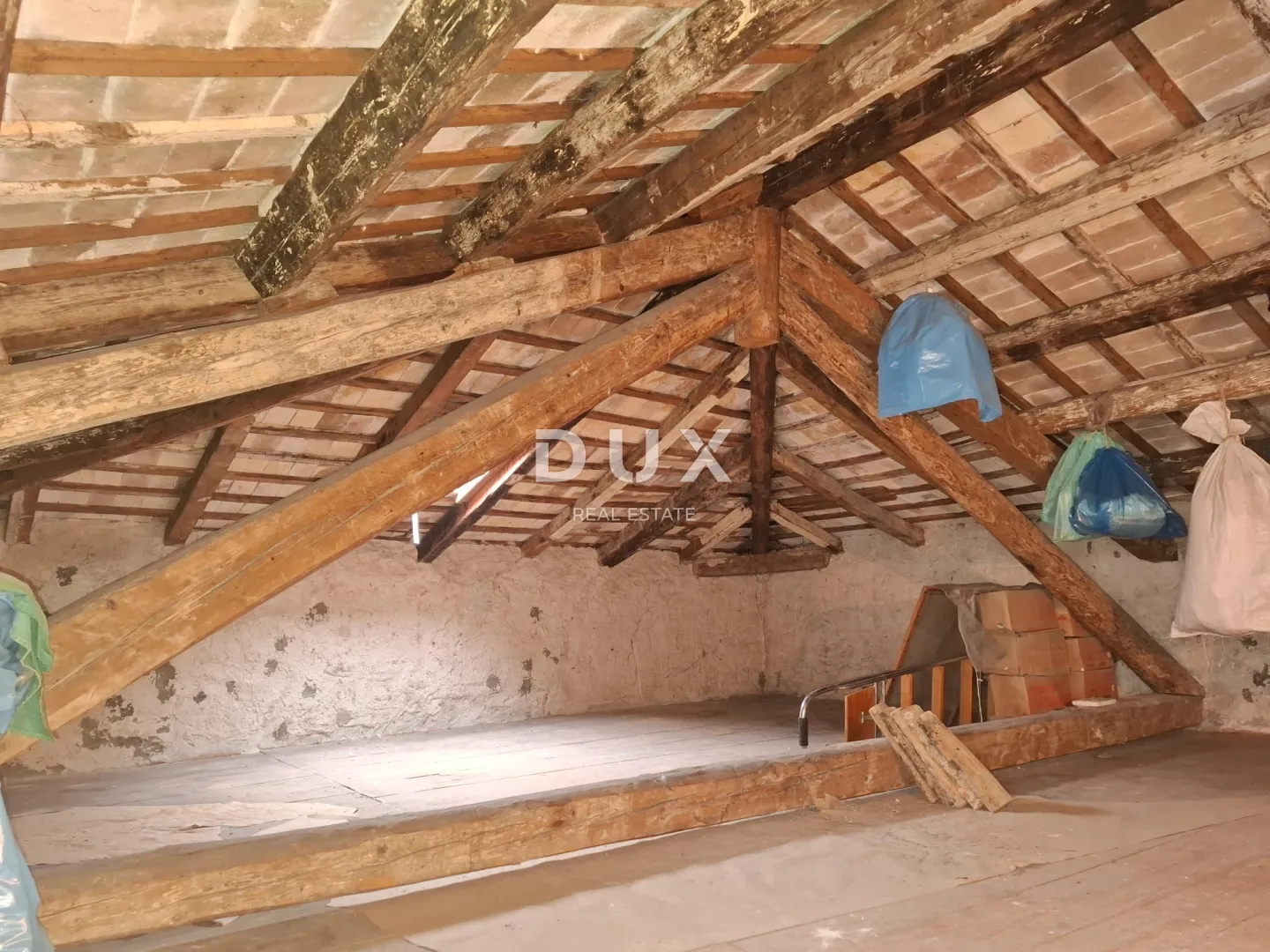 istra, bale - kuća u centru s poslovnim prostorom - slika 15