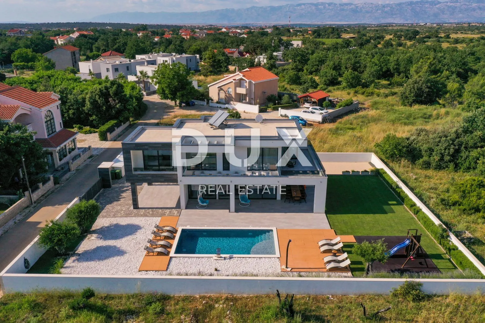 zadar, zaton - luksuzna vila s grijanim bazenom - slika 41