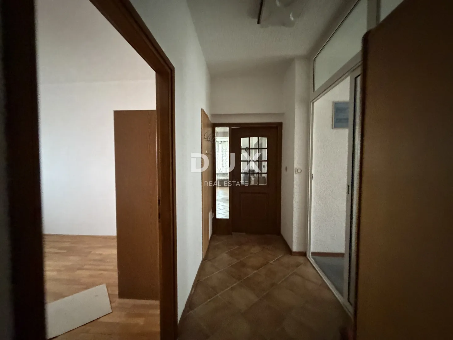 zadar,plovanija – fleksibilan poslovni prostor 200 m² - slika 8
