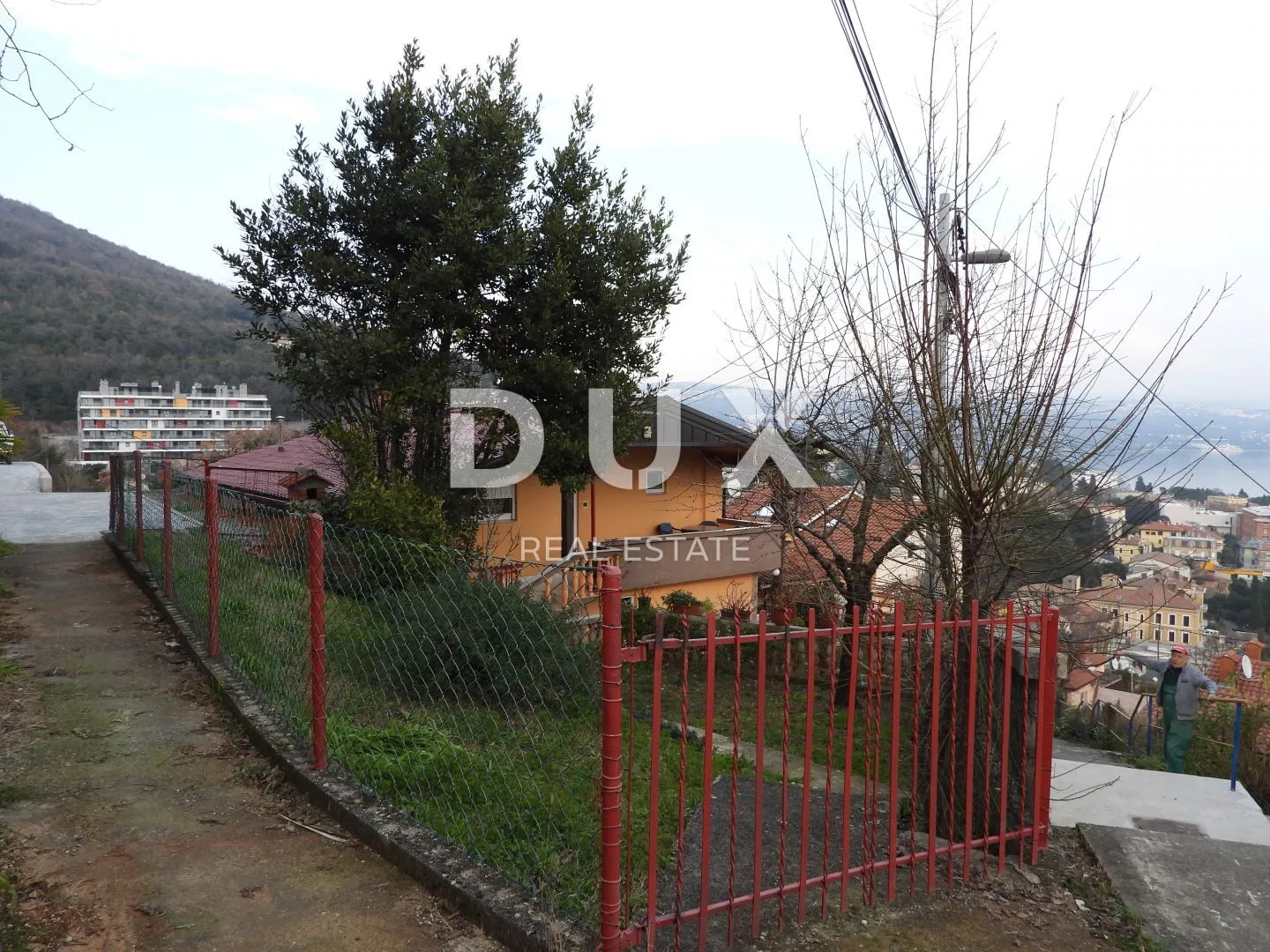 opatija- kuća 203m2 s panoramskim pogledom na more + okoliš - slika 49