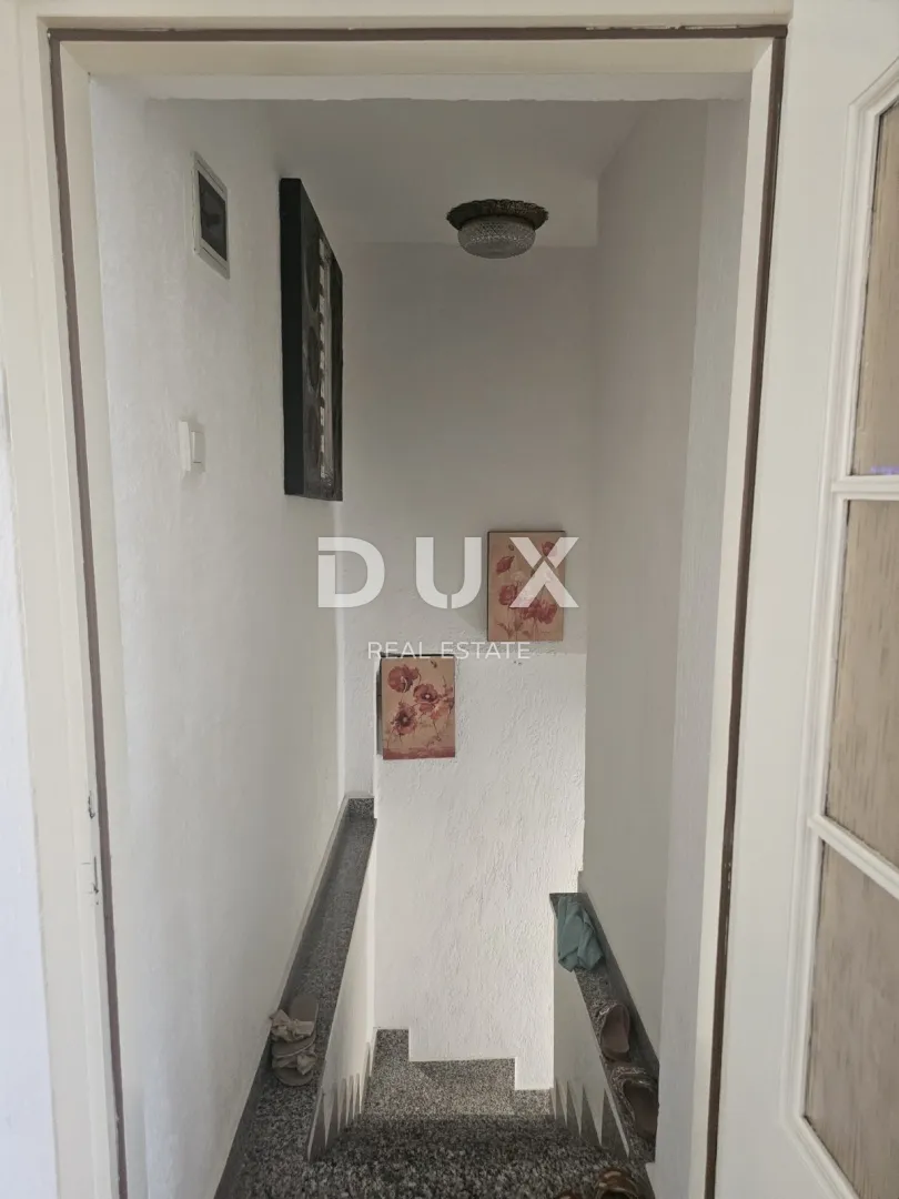 rijeka, škurinje - stan sa dva odvojena apartmana sa čak 5 spavaćih soba - slika 14