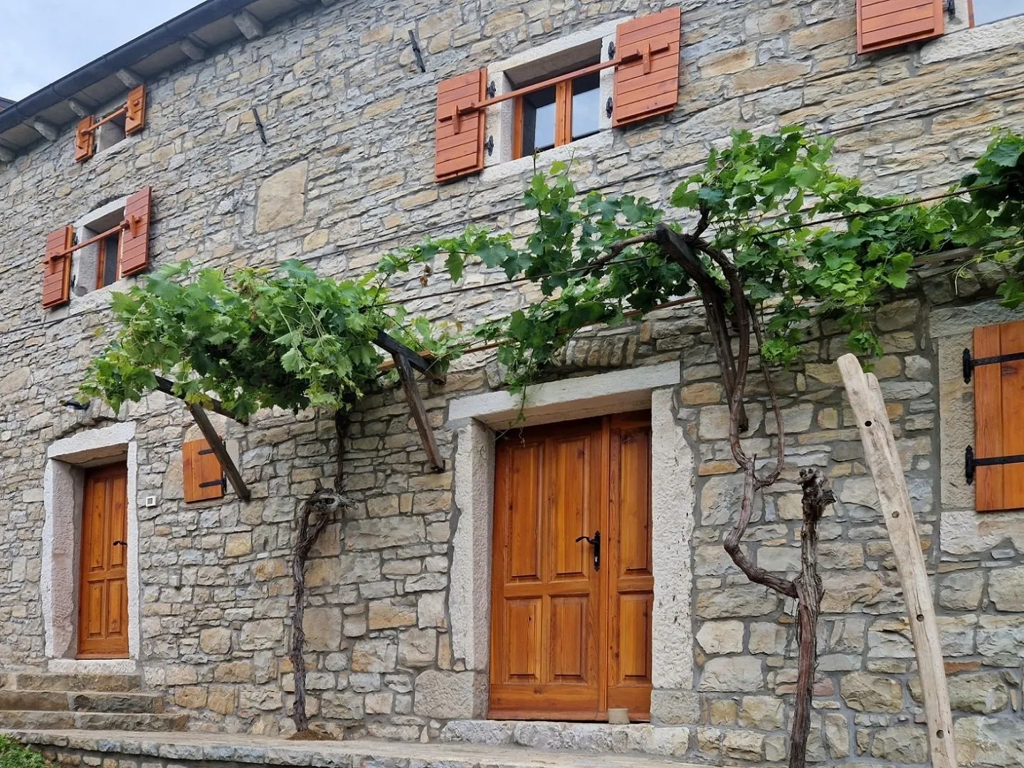 istra, oprtalj - kamena kuća s panoramskim pogledom - slika 3
