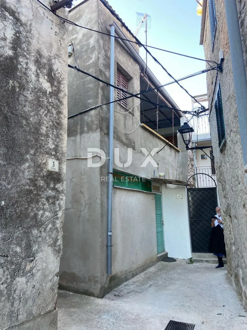 šibenik, pirovac - kuća uz more u povijesnoj jezgri - slika 5