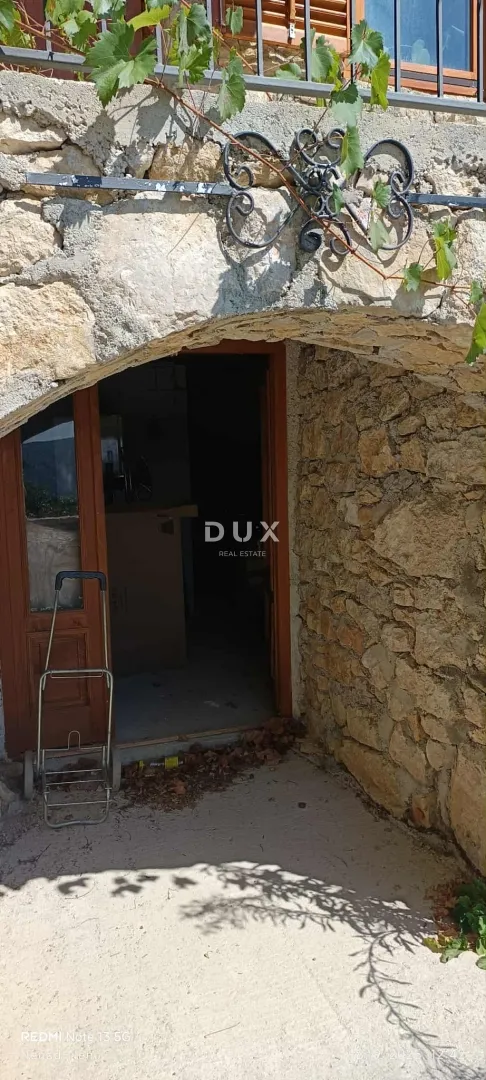 crikvenica, belgrad - dva apartmana s pogledom na more + dvorište! prilika! - slika 9