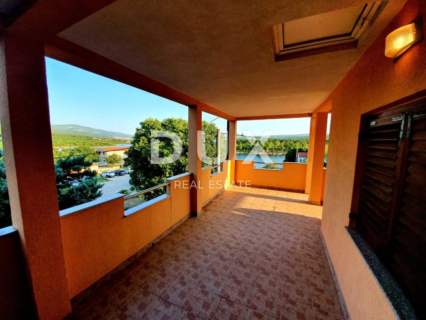 obrovac, kruševo - kuća 246 m2 udaljena od mora 70 m - slika 13