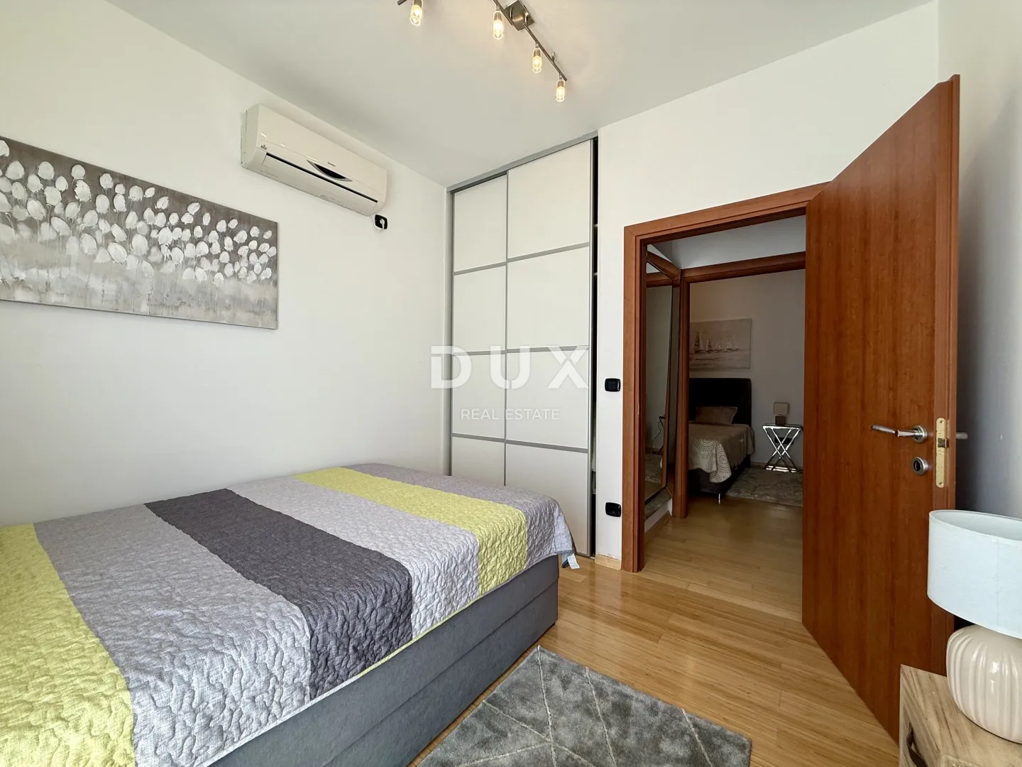 opatija, predivan dvosobni apartman, 100 m2, bazen, garaža, pogled na more - slika 15