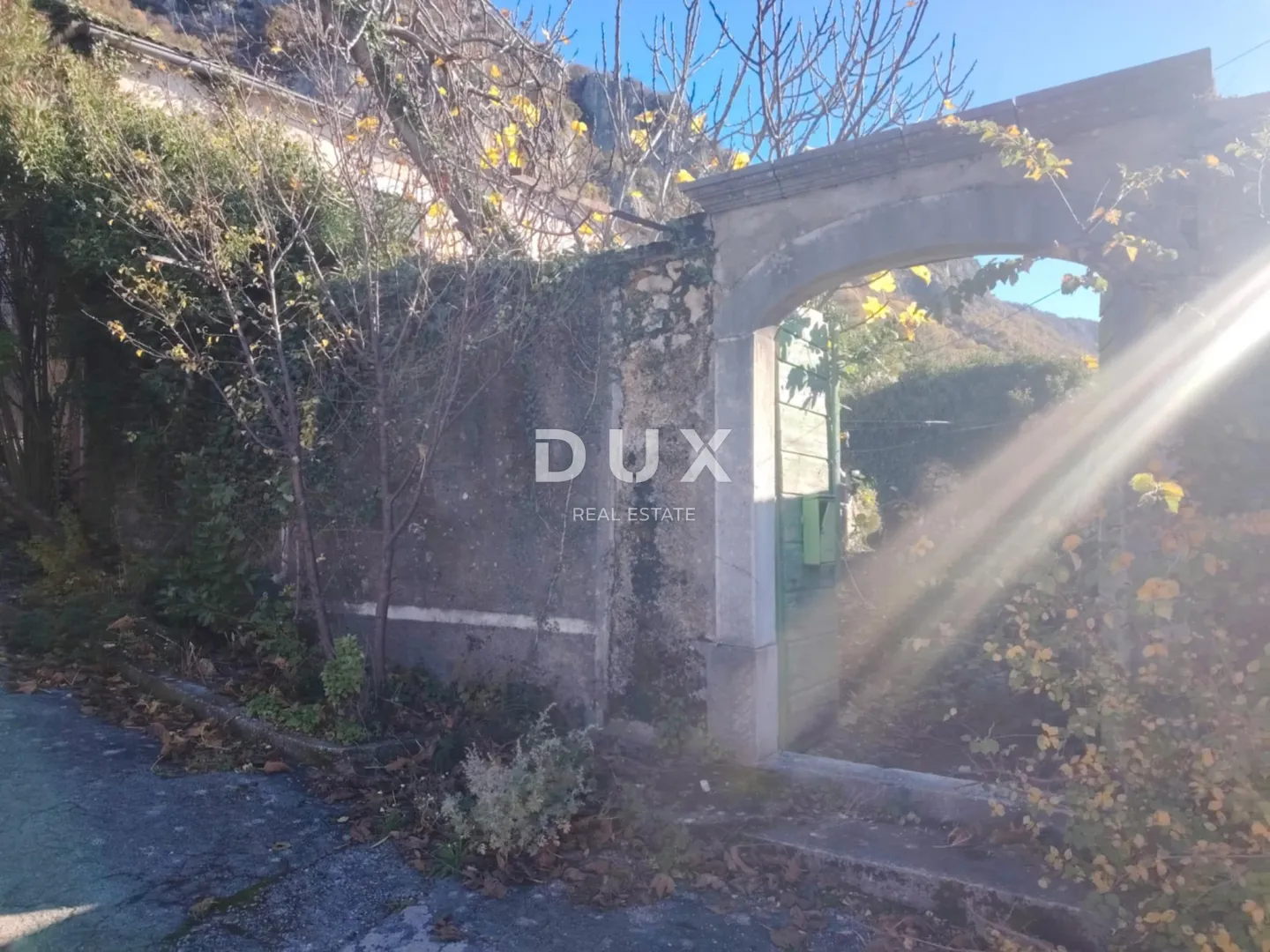 crikvenica, grižane - samostojeća kuća s pogledom na more + dvorište! prilika! - slika 7
