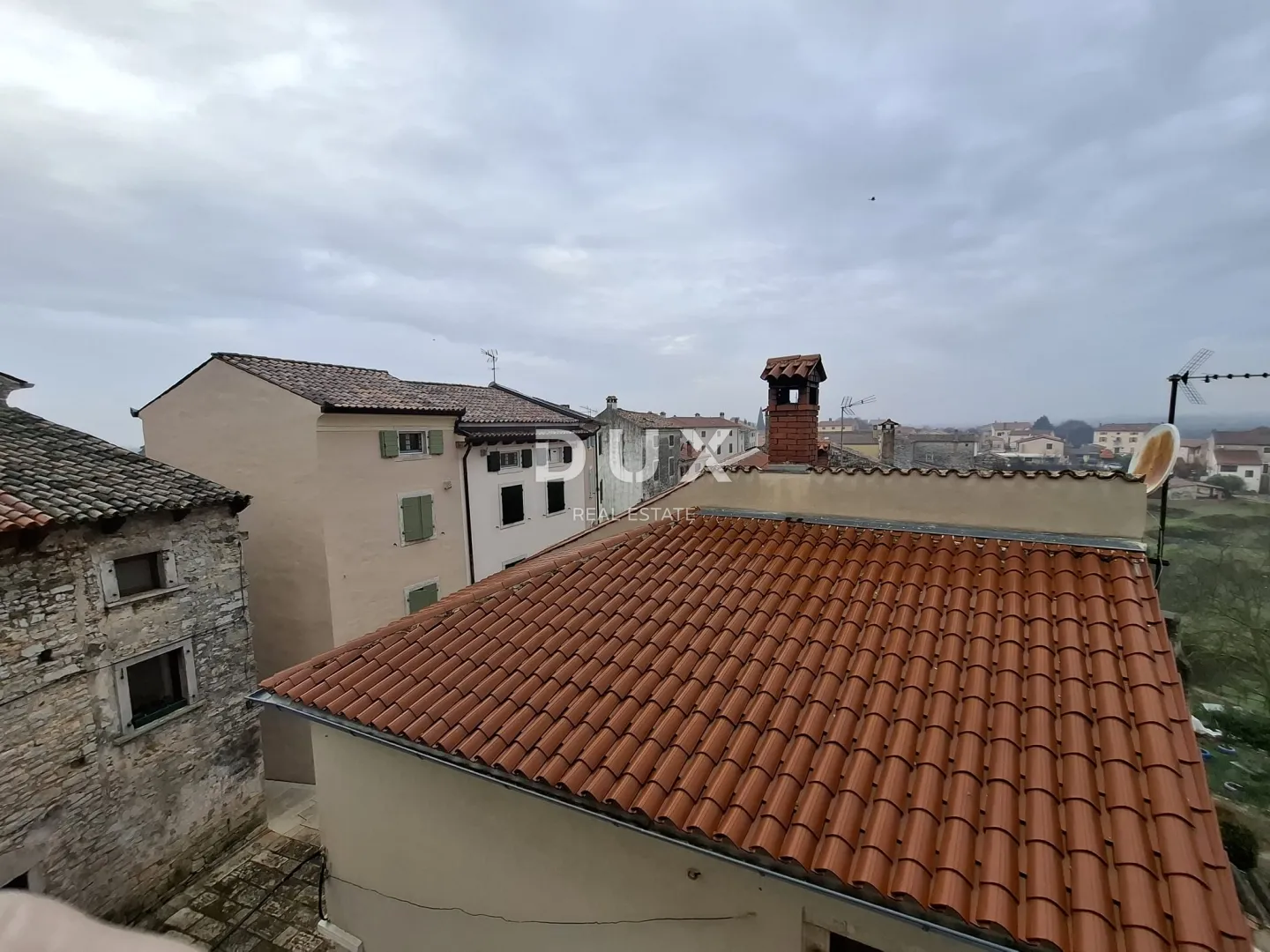 istra, bale - kuća u centru s poslovnim prostorom - slika 17