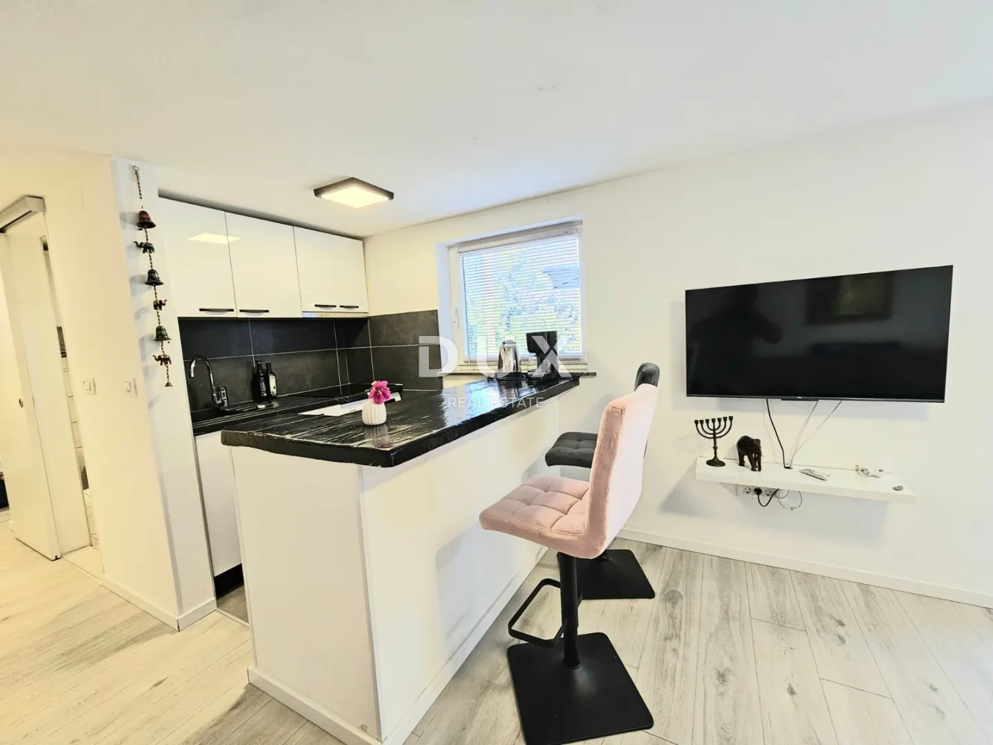 otok krk, njivice - apartman sa velikom terasom u blizini mora - slika 5
