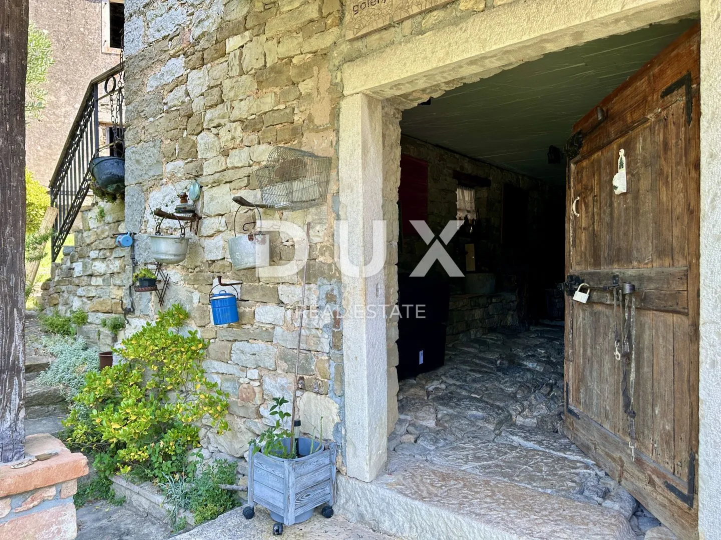 istra, buje - kuća umjetnika s panoramskim pogedom - slika 18