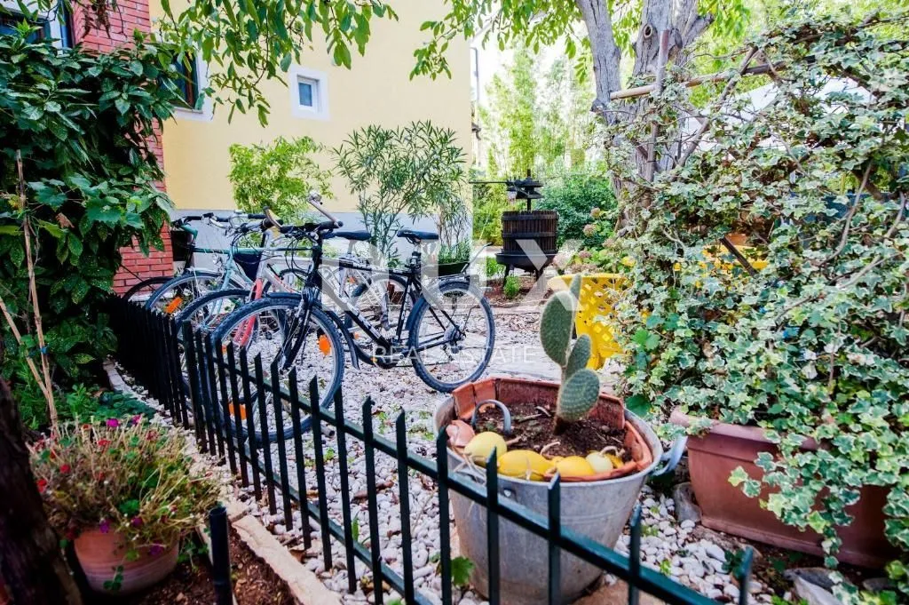 istra,rovinj - prekrasna kuća u blizini mora i centra grada - slika 9