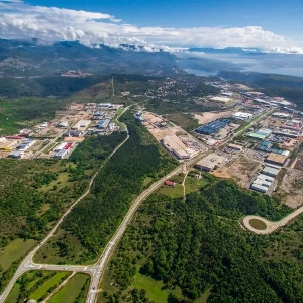kukuljanovo industrijska zona - građevinski teren 4570m2 za halu / poslovnu zgradu - slika 16