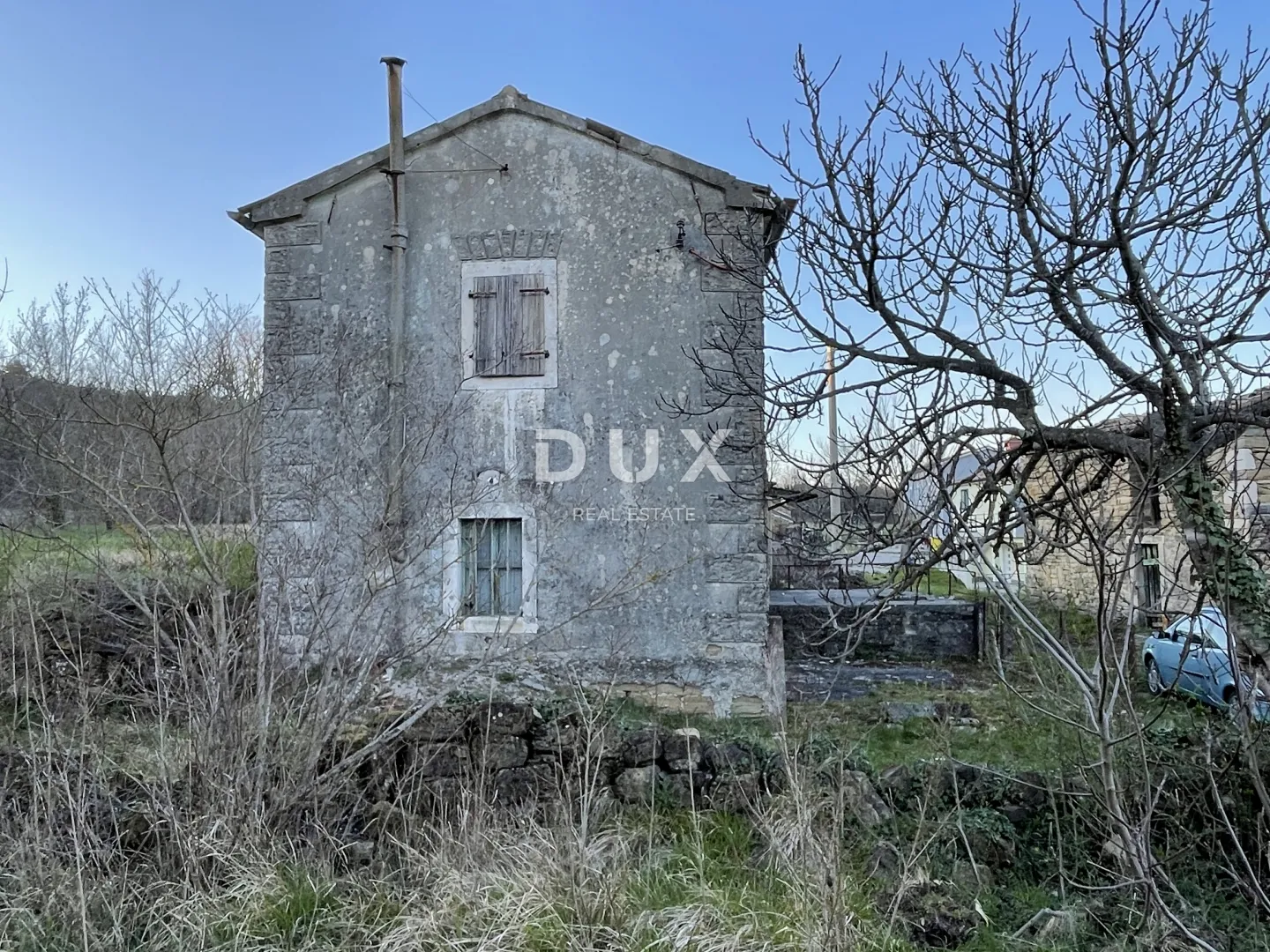 istra,kršan - istarsko imanje na rubu naselja - slika 13