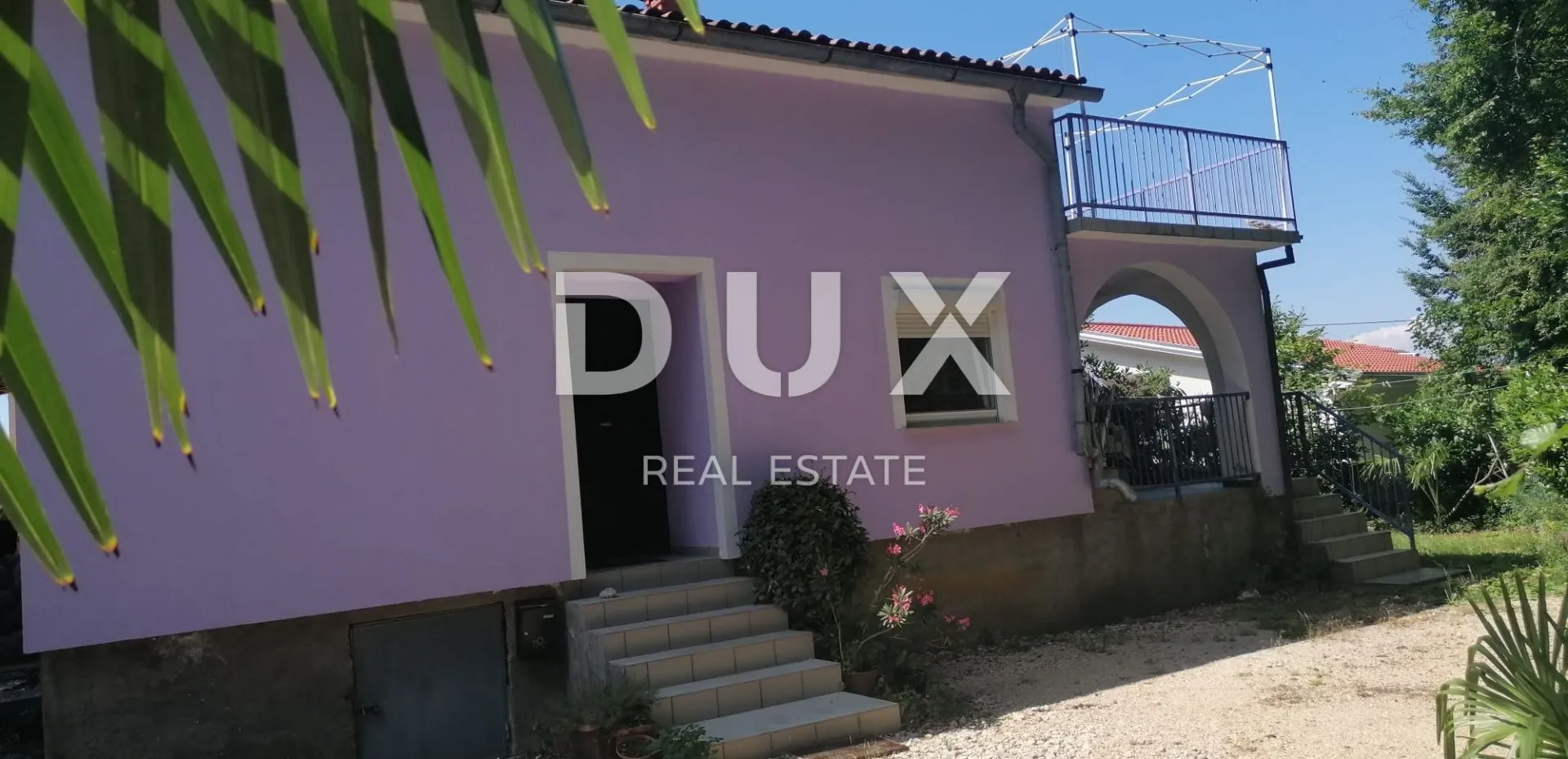 otok krk, dobrinj, hlapa - kuća s dva stana - slika 3