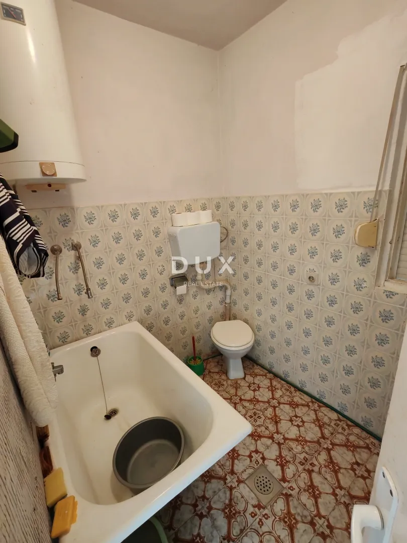 zadar, rtina, kuća za renovaciju, 230,59m2 - slika 21
