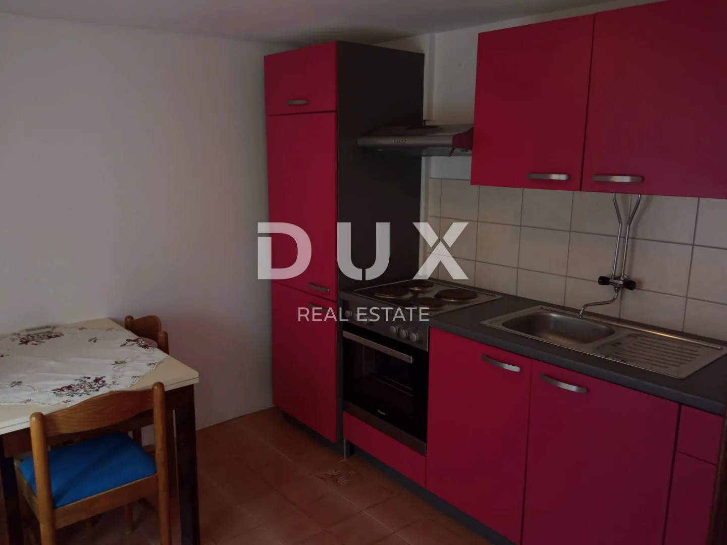 otok rab, barbat - samostojeća apartmanska kuća na odličnoj lokaciji - slika 40