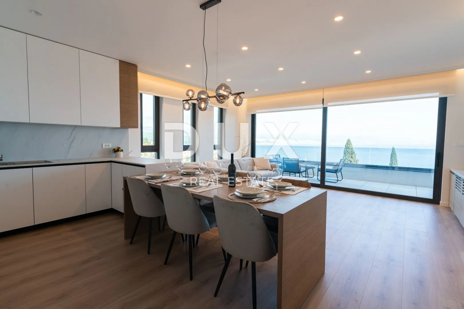 opatija, centar - stan 132m2 u novogradnji s vrtom, bazenom, garažom, pogled na more, centar opatije - slika 5