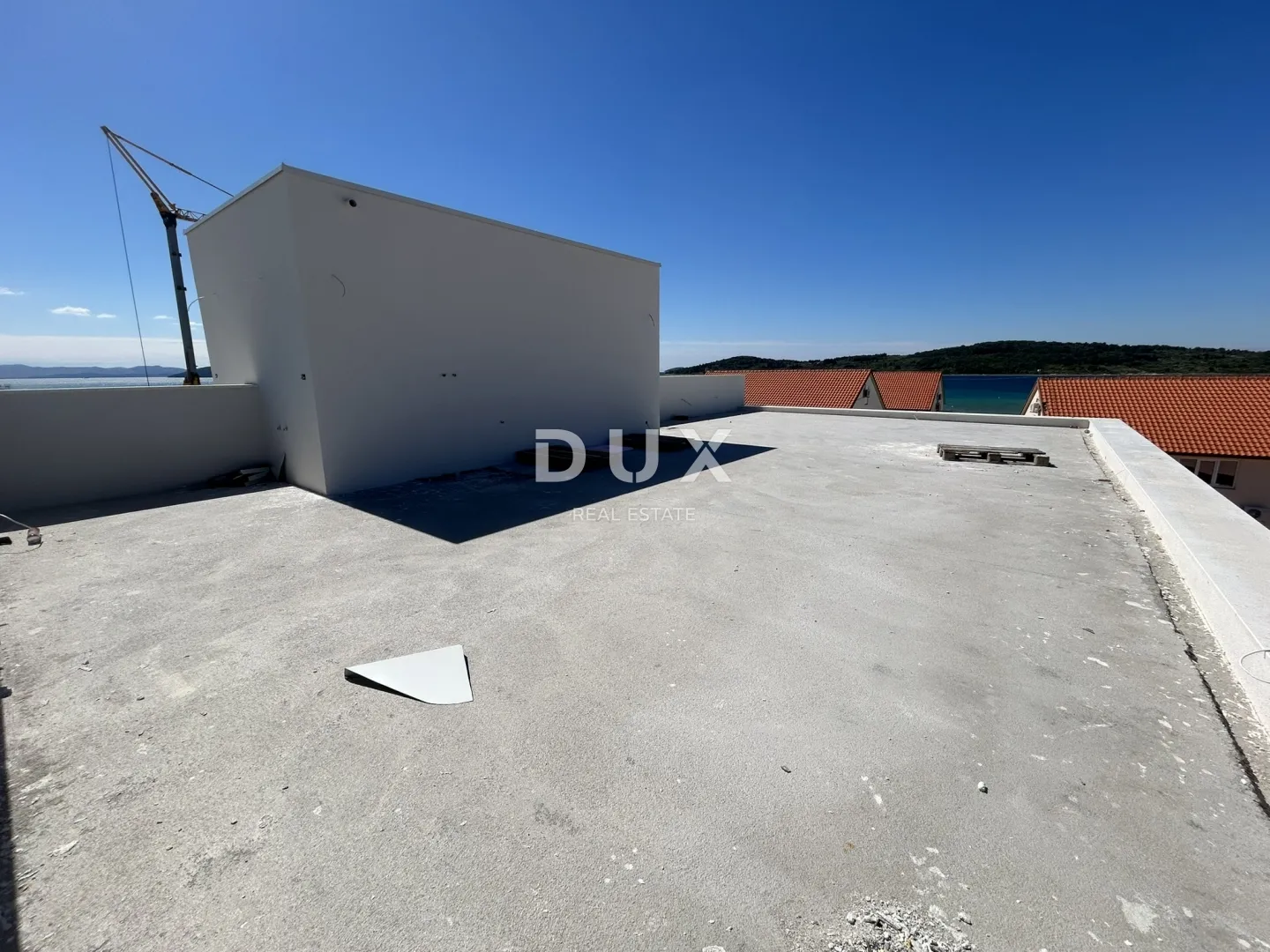 vodice, srima – luksuzni penthouse, 70 m od mora, s liftom - slika 10