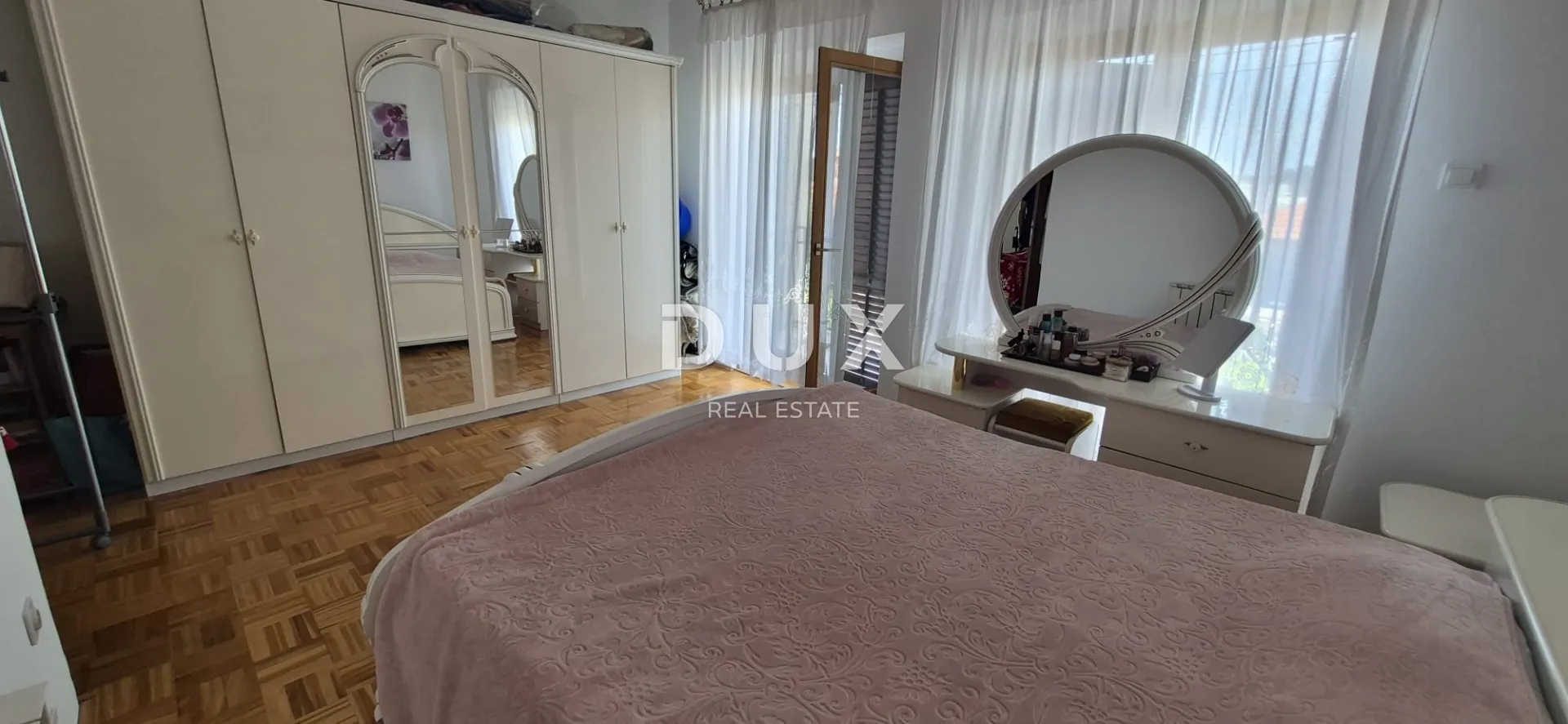 pula, šijana - obiteljska kuća na traženoj lokaciji! - slika 9