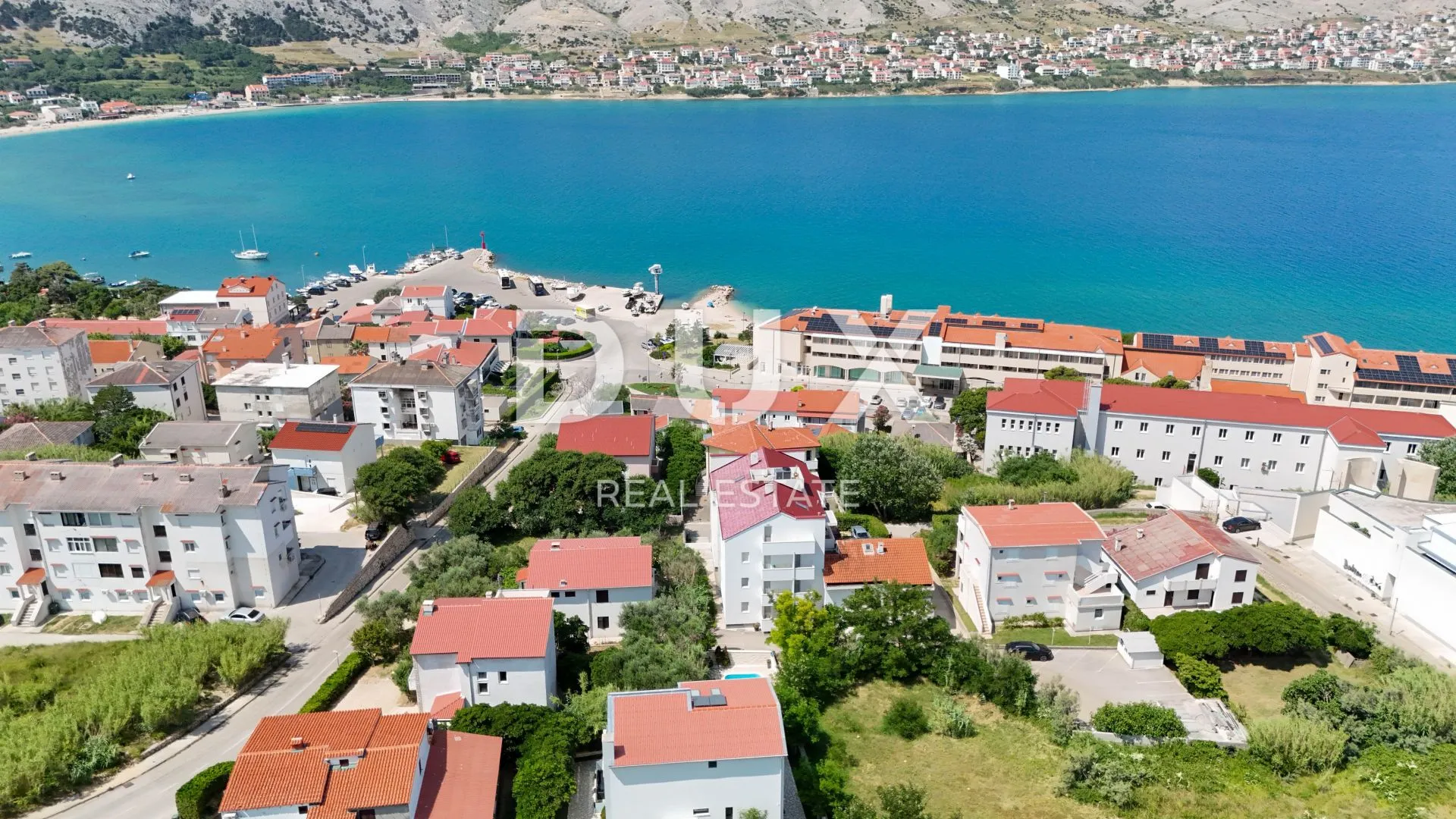 otok pag, pag - obiteljski hotel sa gostinjskom kućom i uhodanim poslom - slika 4