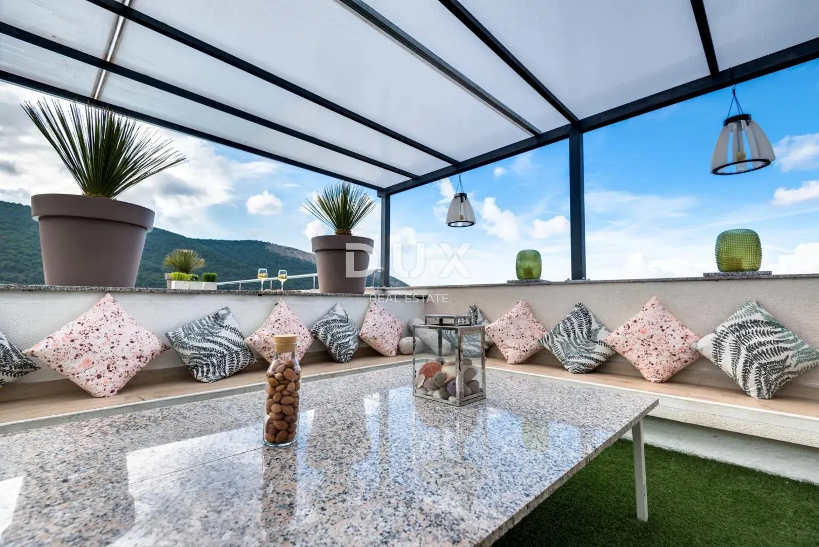 šibenik okolica, grebaštica – mini hotel prvi red do mora s bazenom i restoranom - slika 3