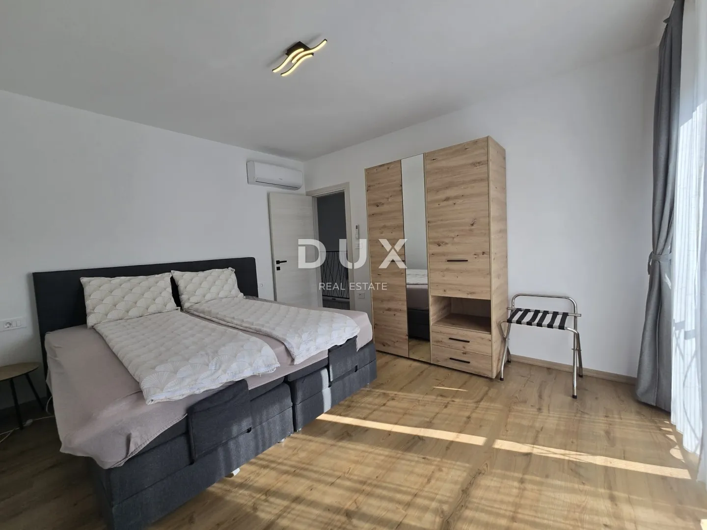 istra, pula - moderna villa nedaleko od centra! - slika 11