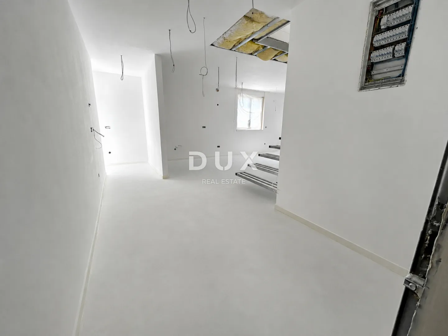 vodice, srima – penthouse s krovnom terasom, pogledom na more i liftom - slika 9