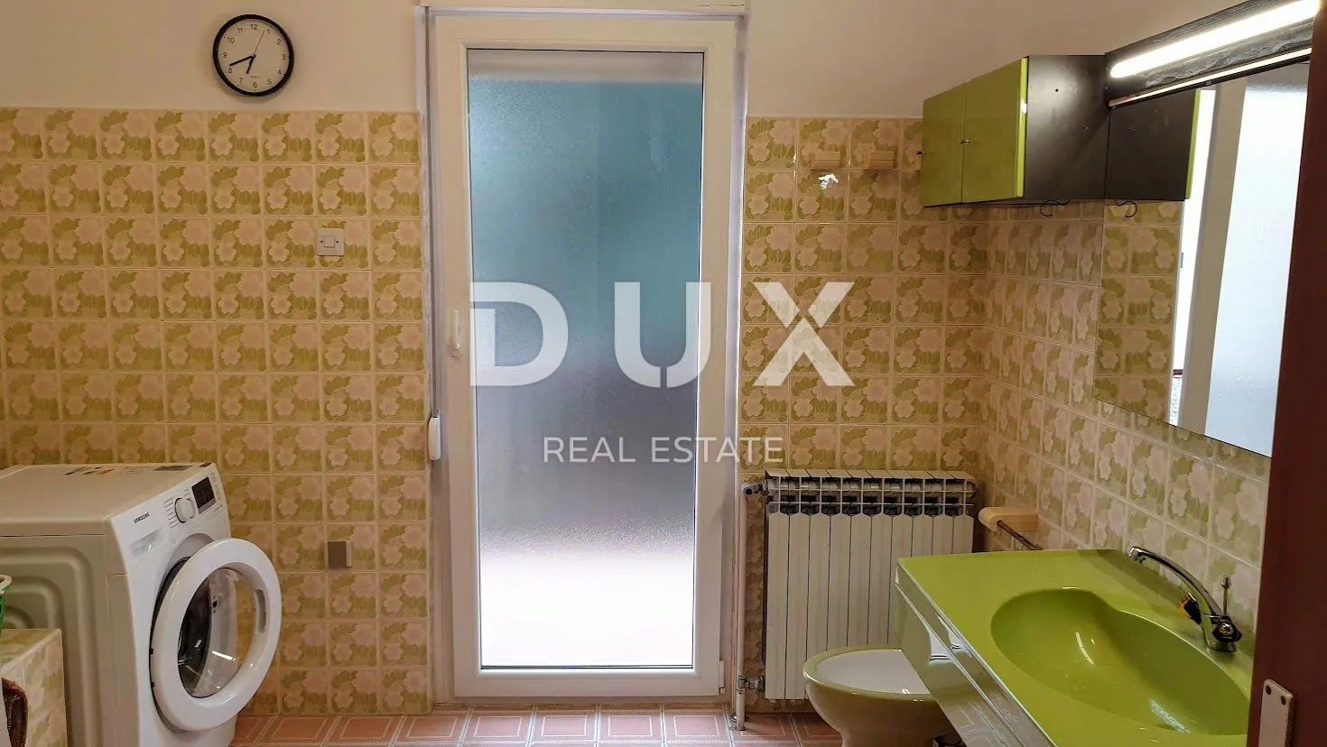 opatija, okolica- obiteljska kuća s dva stana na parceli od 1800 m2 - slika 17
