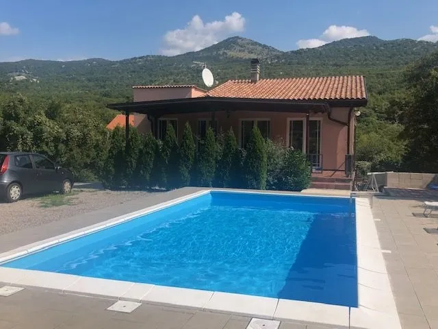 hreljin - predivna kuća sa bazenom - slika 2