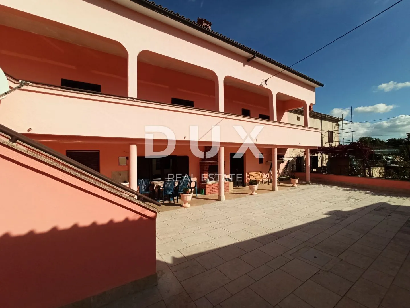 istra, svetvinčenat - obiteljska kuća s dva apartmana - slika 71