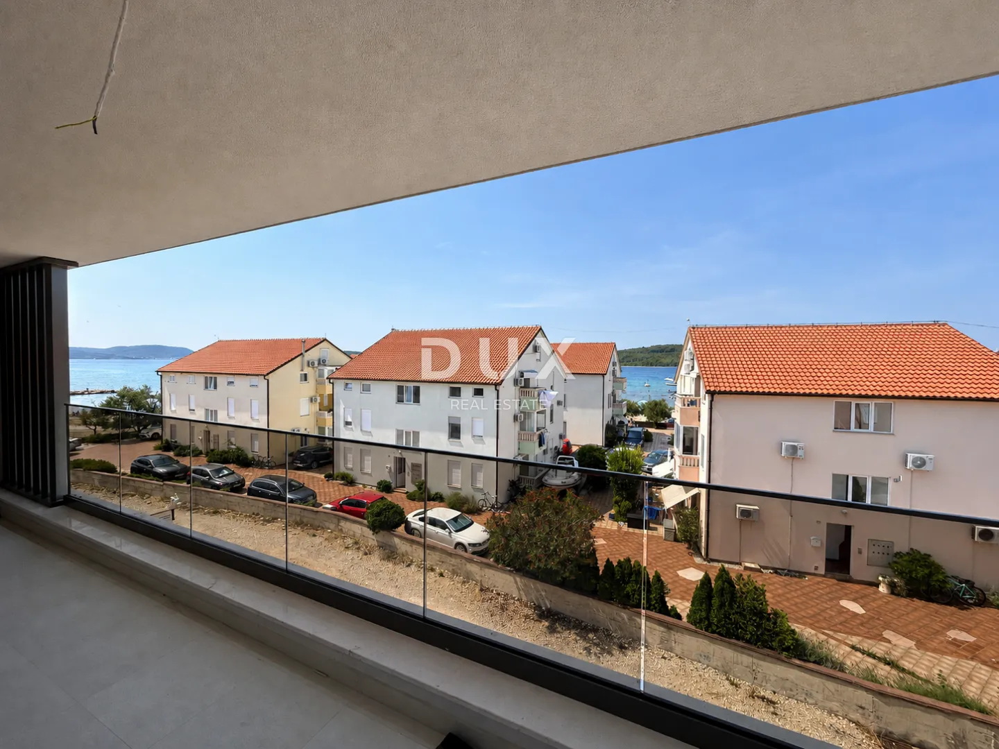 vodice, srima – penthouse s liftom, krovna terasa 109 m², 70m od plaže - slika 30