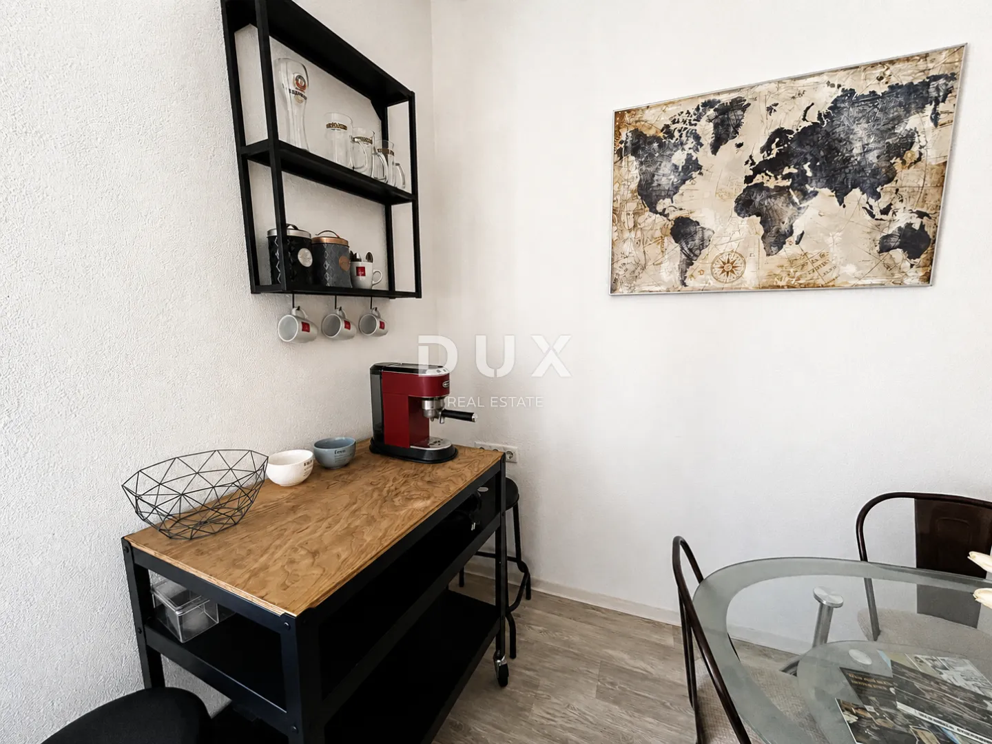 šibenik, centar – uređen stan 66,80 m², 240 m od mora, investicijski potencijal - slika 26