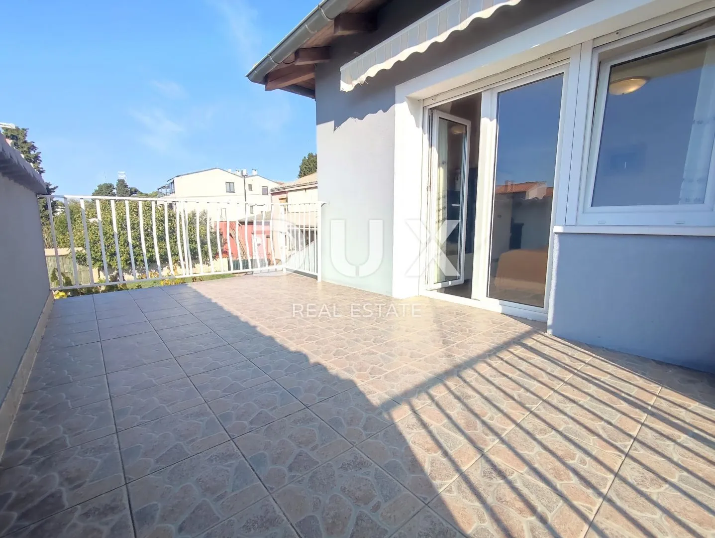 istra, pula - obiteljska kuća + apartman nadomak centra grada - slika 13