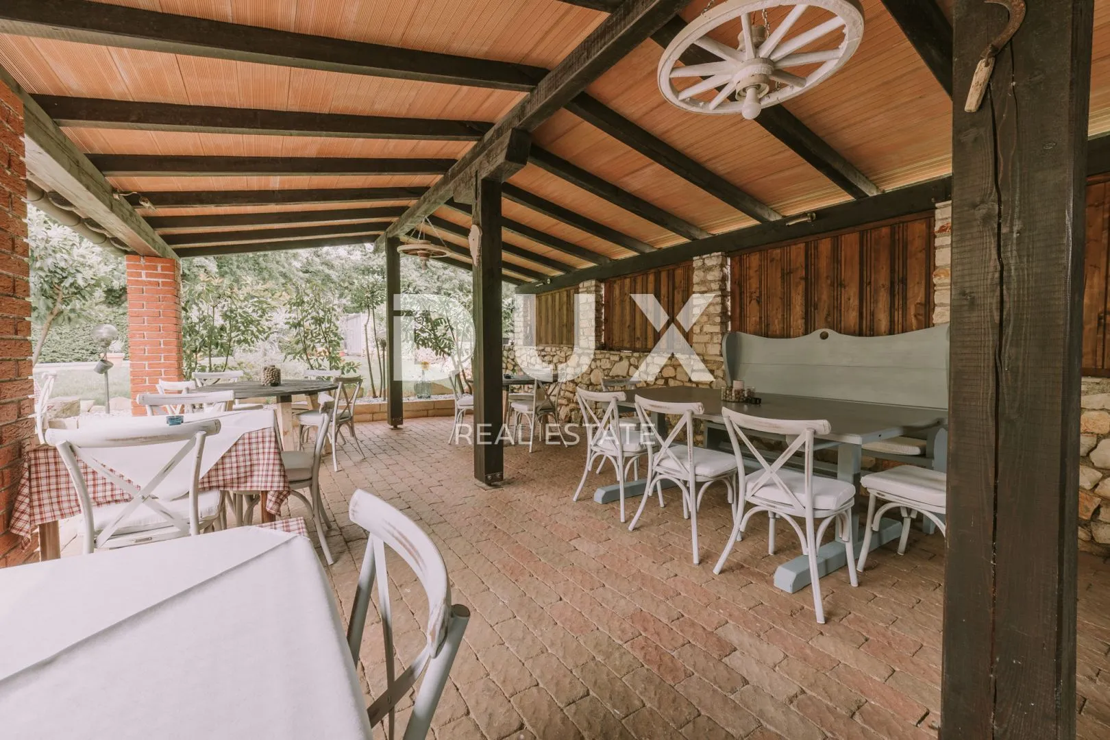 istra, novigrad - atraktivni restoran i pansion s uhodanim poslom - slika 10