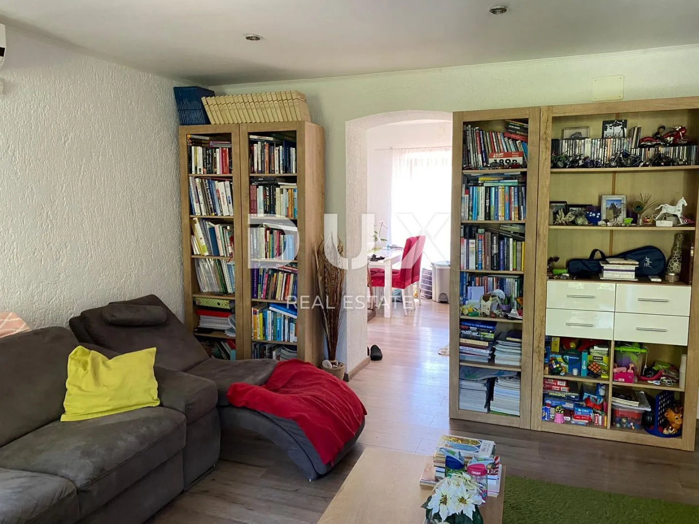 mali lošinj, kuća sa dva stana i uređenom okućnicom 170m2 - slika 8