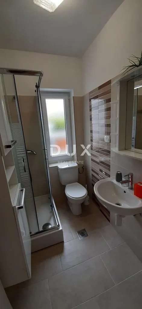 otok rab, kampor - kuća s apartmanima 100 m od mora - slika 10