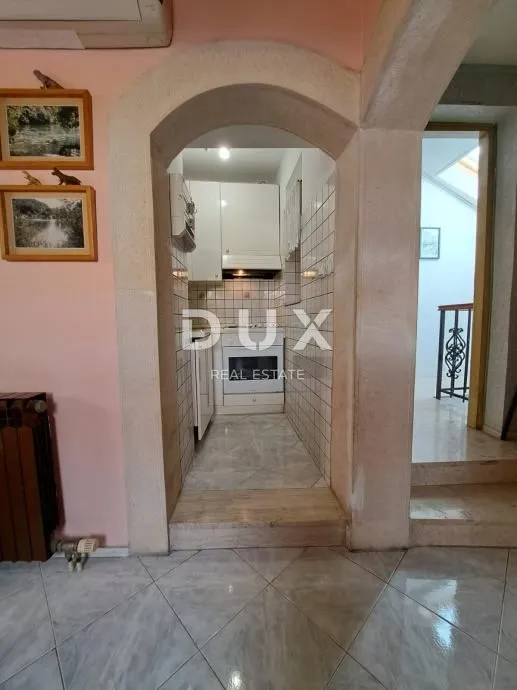 novi vinodolski - stan, poslovni prostor i garsonjera - slika 9